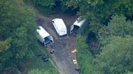 イギリス空軍基地近くで男5人逮捕　爆発物法違反の疑い　対テロ警察が捜査　基地はアメリカ軍も使用