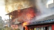 あわら市の温泉街で住宅が全焼　住人の75歳男性が両手などにやけど　周辺への延焼なし