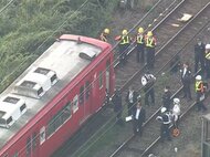 列車にはねられたか…踏切で“1歳の男の子”が巻き込まれる事故 消防隊員が救助しドクターヘリで搬送予定 一部で運転見合わせ