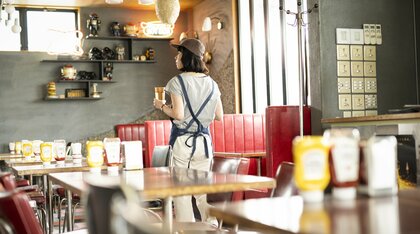 「飲食店を狙い撃ち」時短営業で窮地に立つ経営者の悲鳴と不満