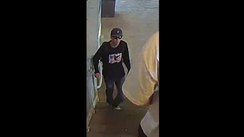 トランプ氏に近いカーク氏銃撃事件　FBIが関与とみられる人物の画像公開　10万ドル懸賞金で情報提供呼びかけ｜FNNプライムオンライン