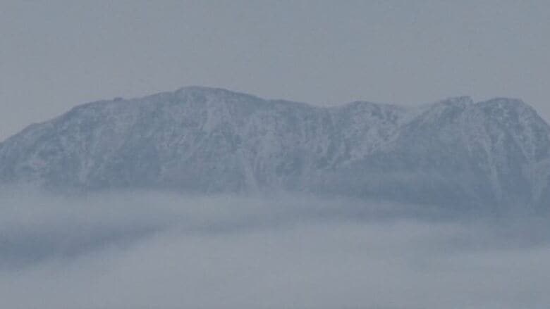 「めっちゃ寒い」23の観測地点で今シーズン最低気温に　予想最高気温は長野14℃、松本13℃　平年を4～7℃下回る見込み　南アルプスでは積雪　長野｜FNNプライムオンライン