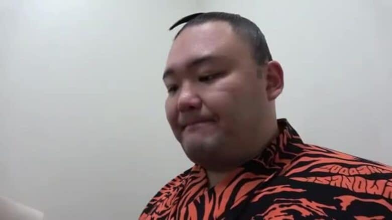 十両優勝目指す朝乃山　万全な相撲で２敗をキープ　首位タイで３人並ぶ　大相撲九月場所11日目｜FNNプライムオンライン