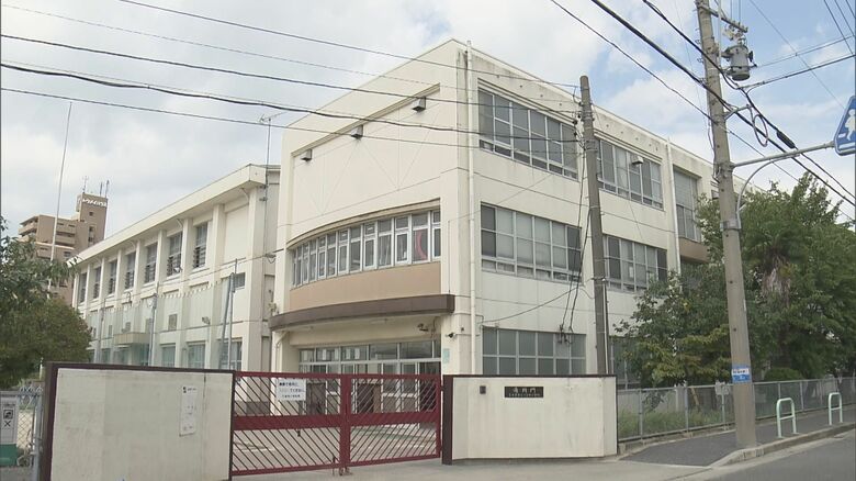 また名古屋市立の小学校で…「女児の身体や下着に興味あった」教室の机の下に小型カメラ設置か 40歳教師の男逮捕｜FNNプライムオンライン