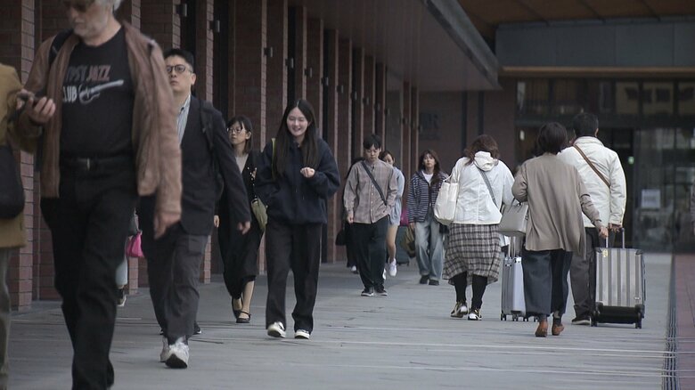県内各地で今シーズン一番の寒さ 最低気温は11月上旬並み 街行く人も「冬支度を急いでしないと」|FNNプライムオンライン