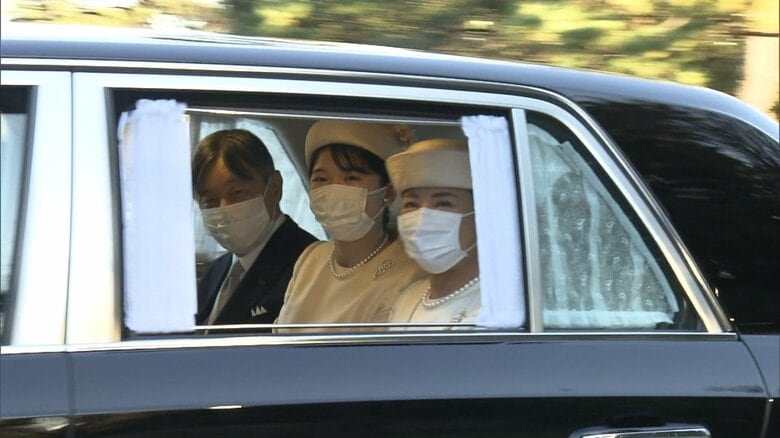 新年の挨拶のため、上皇ご夫妻のもとを訪問される天皇ご一家(1月1日)