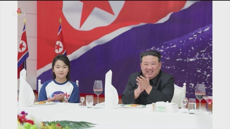 軍事偵察衛星の打ち上げ成功を祝う宴会にも参加　2023年11月