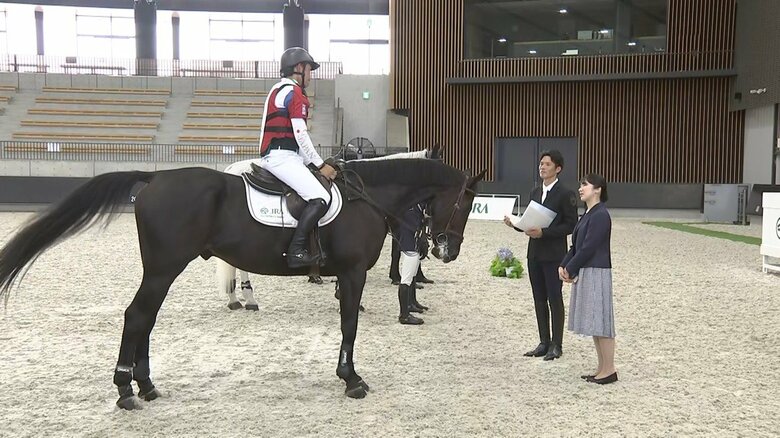 「愛馬の日」では馬と触れあわれる場面も　2025年9月