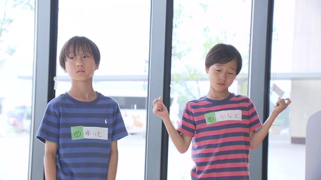 南相馬市の小学3年生・小原結音くんと奏音くん
