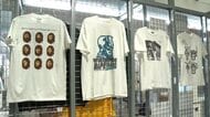“裏原ブーム”けん引したデザイナーNIGO氏の回顧展　イギリス・ロンドンで長い行列