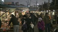 スイーツに海産物、飲食店の味も…盛岡の台所「神子田朝市」 に新店舗続々　人情あふれる空間でファン獲得【岩手発】