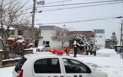 【速報】「家の1階から煙のようなものが見える」住宅火災で高齢男性が死亡…住人の70代男性か…警察と消防が出火原因調べる〈北海道札幌市西区西野〉