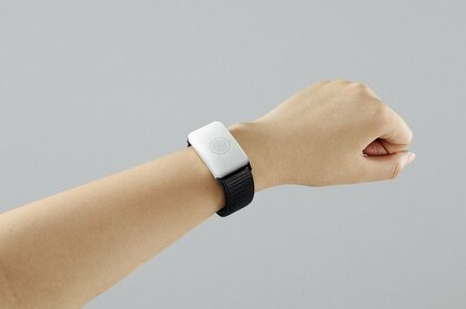 “二歩手前”で検知…熱中症対策にウェアラブル端末を活用　その効果を担当者に聞いた