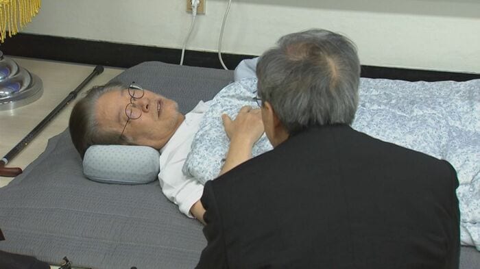 ハンガーストライキを行う李氏(2023年9月)