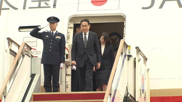 7日正午前 ソウルに到着した岸田首相
