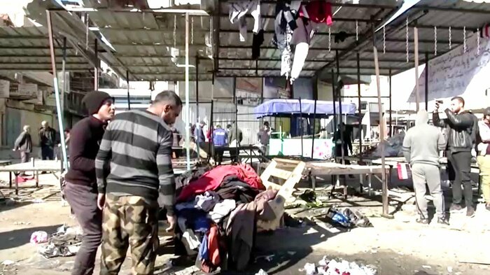 自爆テロが起きた衣料品市場