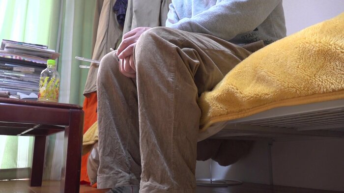 インタビューに応じる「とも」さん(仮名)