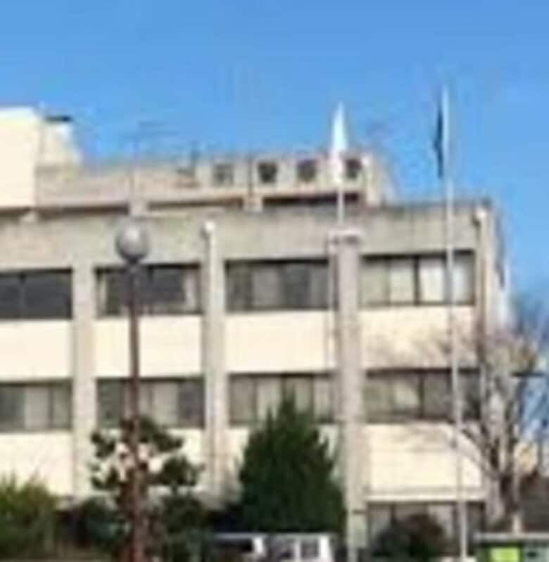 車3台が絡む事故　生後8カ月の男児が意識不明の重体　母親運転の軽乗用車に普通車が衝突　55歳女を過失運転致傷容疑で現行犯逮捕  兵庫・三田市｜FNNプライムオンライン