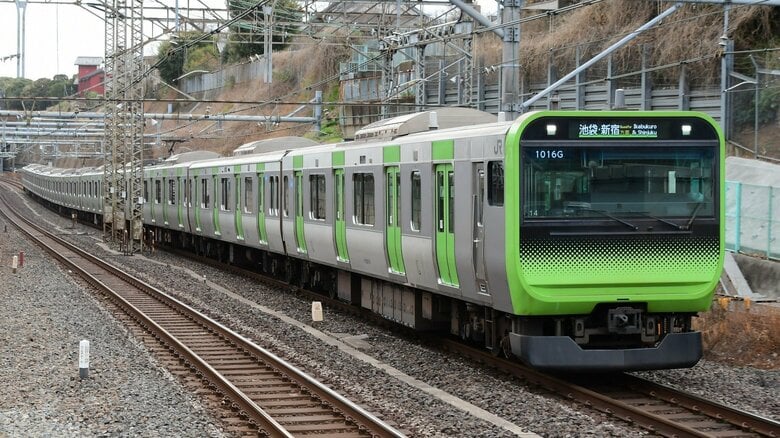 【交通情報】JR山手線内回りで運転見合わせ　通勤通学時間帯に　人身事故の影響　午前7時30分頃運転再開見込み　外回りは再開｜FNNプライムオンライン