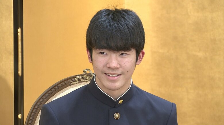 山梨県 北杜市立甲陵中学校2年生 小宮山碧生さん