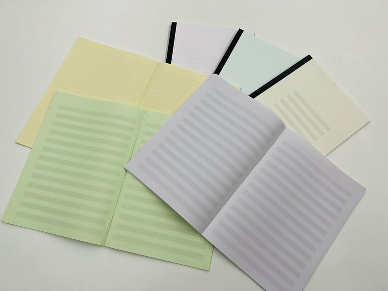 大栗紙工が開発した「まほらノート」（画像提供：大栗紙工）