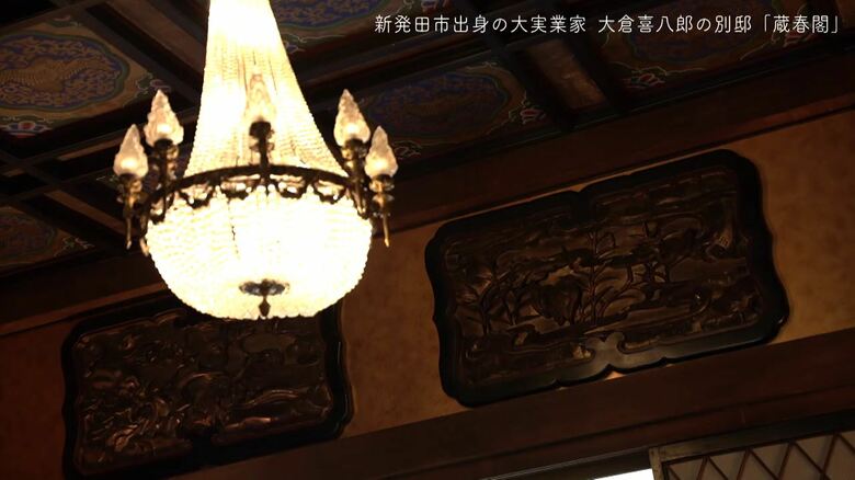 欄間の彫刻は旧徳川将軍家の霊廟の遺物などが用いられたといわれている