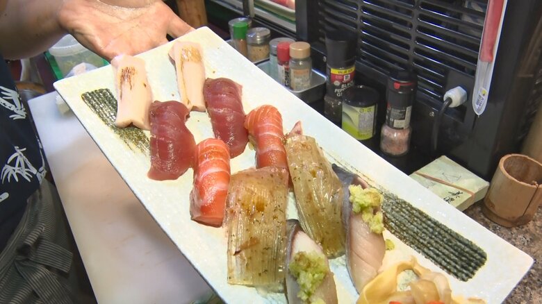 バンコクの日本料理店「ラクゼンタイム」で提供される寿司
