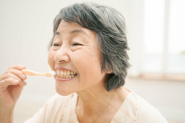 日ごろの歯みがきはしっかりと（画像：イメージ）