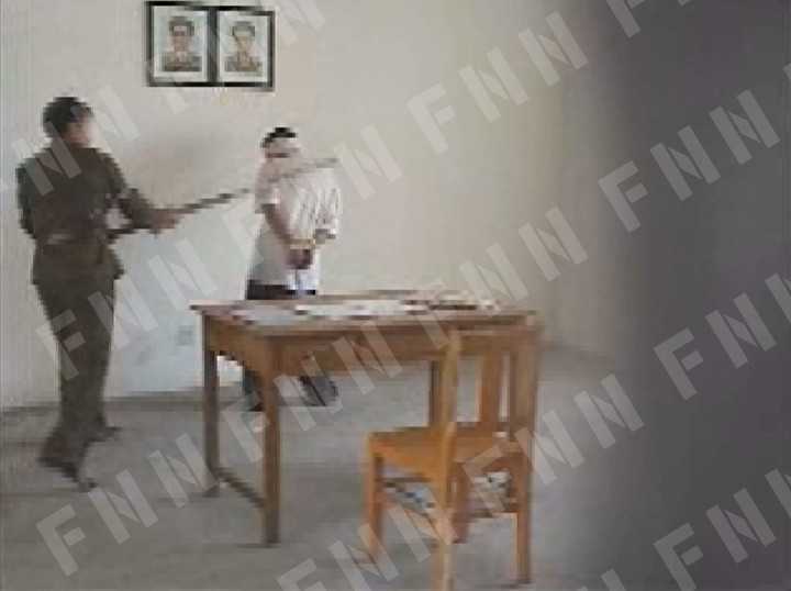 「清津の国家保衛部内での尋問の様子」とされた映像（放送は見送った）