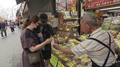 【変貌】上野が“ガチ中華”の街へ　押し寄せる中国人に対応　母国も“GW”「労働節」入り…現地の言葉で呼び込みも