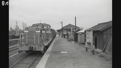 廃止された「国鉄尼崎港駅」の看板が、なぜか伊丹市に…"