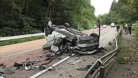 「すごいスピードでぶつかった」トラックと乗用車が絡む事故　大破した乗用車の男性が意識不明の重体　青森市