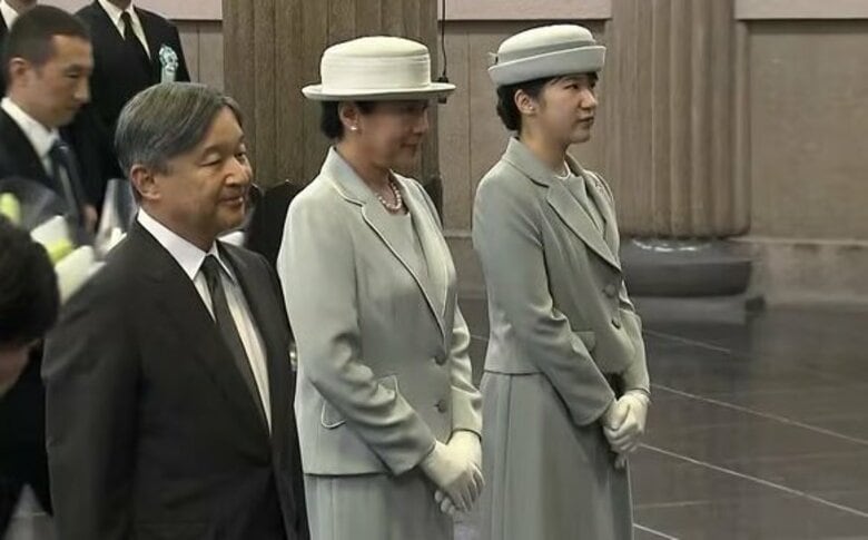 両陛下と愛子さまが東京都慰霊堂を初訪問　東京大空襲の犠牲者に祈りを捧げられる…愛子さまの戦後80年慰霊行事への同行は3回目｜FNNプライムオンライン