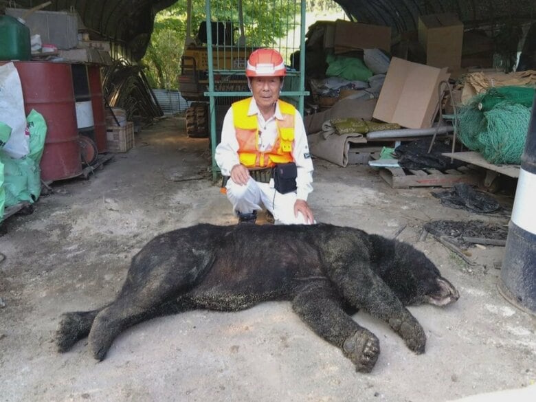 米ぬかの味覚えて繰り返し…体長140cm超のクマが農機具など保管する倉庫に ワナにかかり駆除も住民の警戒続く｜FNNプライムオンライン