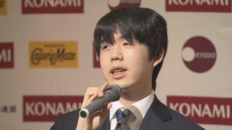 将棋の藤井聡太七冠が長野市でトークショー　親子連れなど約300人と交流｜FNNプライムオンライン