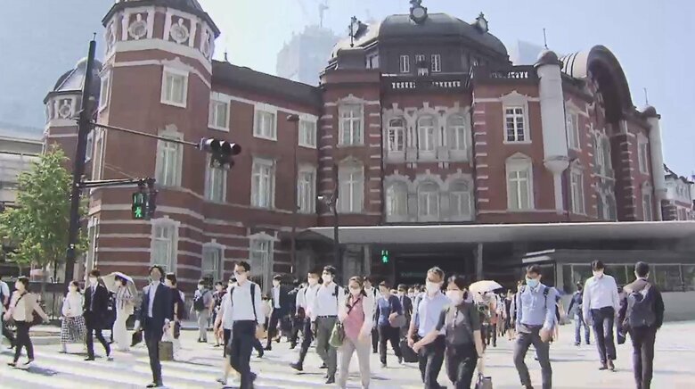 東京駅前（6月10日）