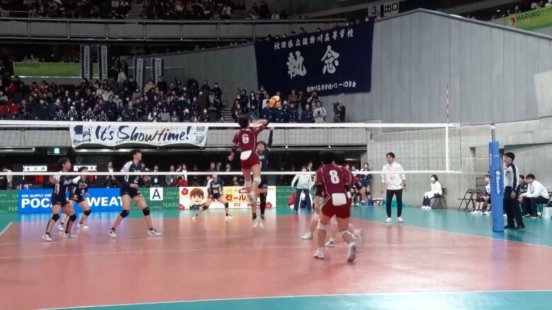 試合に臨む金沢商業