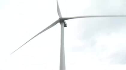 直径174メートルの大型風車が25基　国内最大規模の洋上風力発電所が営業運転開始　約17万世帯分の年間発電量　福岡