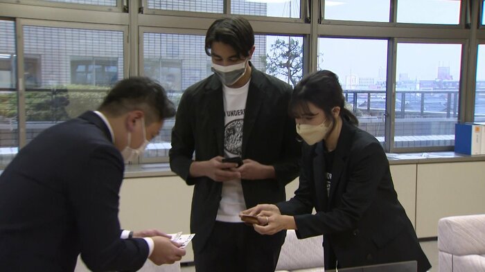 石川・小松市役所を訪れたのは…