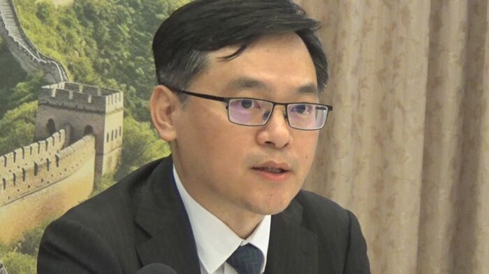 在新潟中国総領事館　馮淳 副総領事