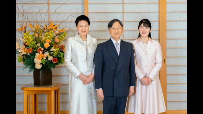 宮内庁提供