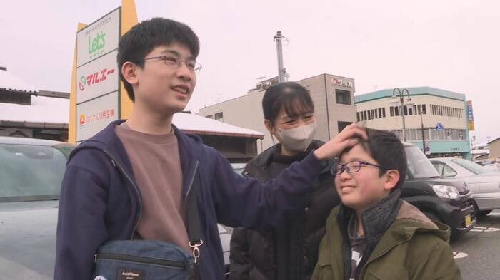 中学3年・小住優太さん 母 弟