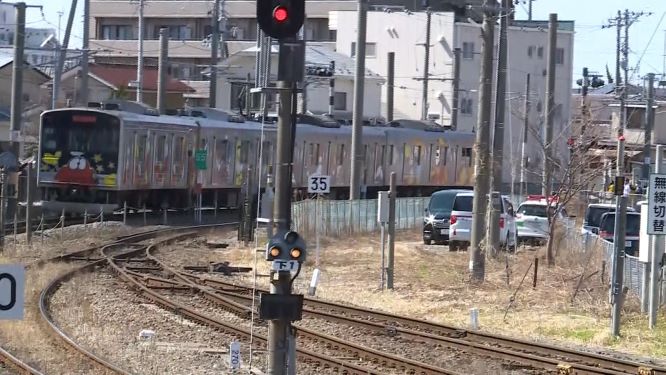 石巻駅を去る初代マンガッタンライナー