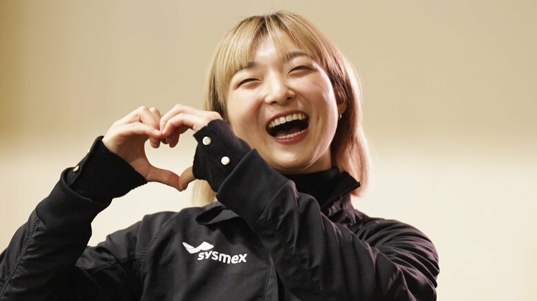 坂本花織、フリー『シカゴ』の超ハードプログラムも最後まで貫き通す！「チェンジ」をテーマに全日本選手権4連覇へ｜FNNプライムオンライン