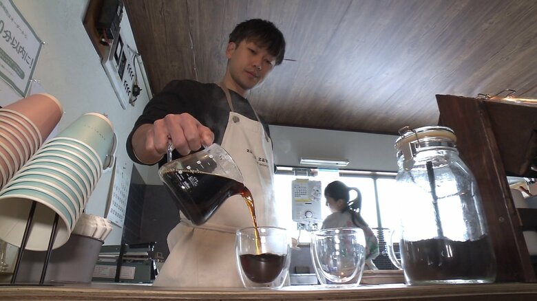 湖畔から魅力を発信　発信基地はカフェやテントサウナ　誰にも負けない“田沢湖愛”で地域活性へ【秋田発】｜FNNプライムオンライン