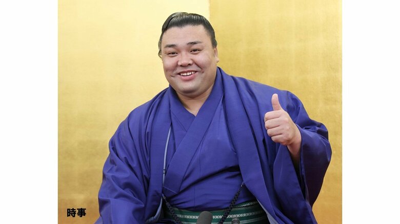 「優勝は娘との約束」霧島が大関復帰を確実に　一夜明けて喜びの会見…大相撲春場所で3回目の優勝｜FNNプライムオンライン