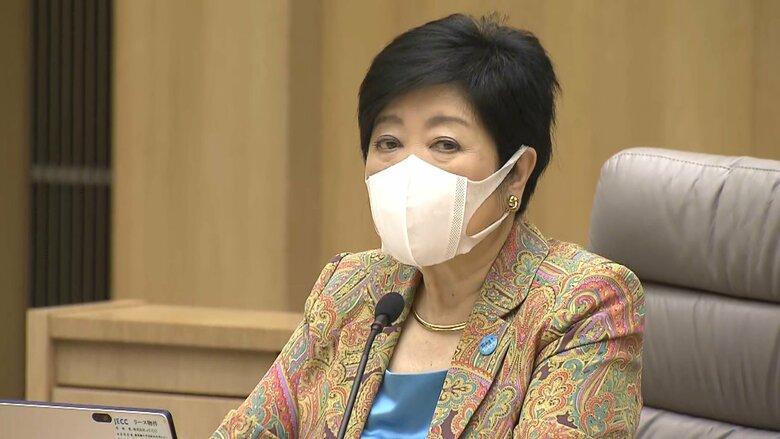 小池知事は「第6波のピーク時に感染した人は今が接種どき」と述べた。