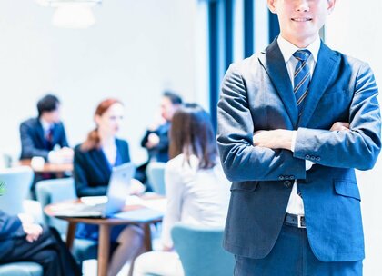 「リーダー人材」の不足、企業の67.8%が実感 育成に向けた課題は「リーダー職への意欲」不足がトップ