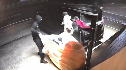 被害総額は1億2000万円か…1本300万円のデニムも　福井市で高級ブランド店狙い連続窃盗か　窓やドアを壊し侵入…防犯カメラに犯行の一部始終　　　