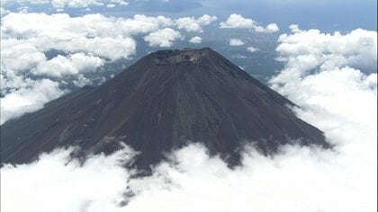 富士山で外国人登山者の遭難相次ぐ　米国人女性と豪州人男性の救助要請　今夏の搬送者は去年の約2倍